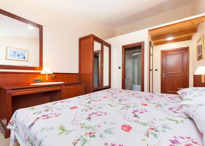 מלון דירות Luna Tsuki Six